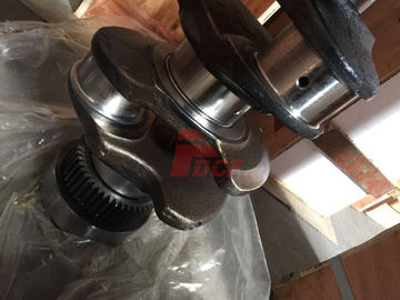 Las piezas del motor diesel de D7D forjaron el cigüeñal de acero para  240 piezas del excavador