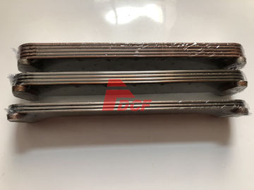La base 34339-03102 de la cubierta del refrigerador de aceite de S6K 3P 4P 5P para el excavador de  parte